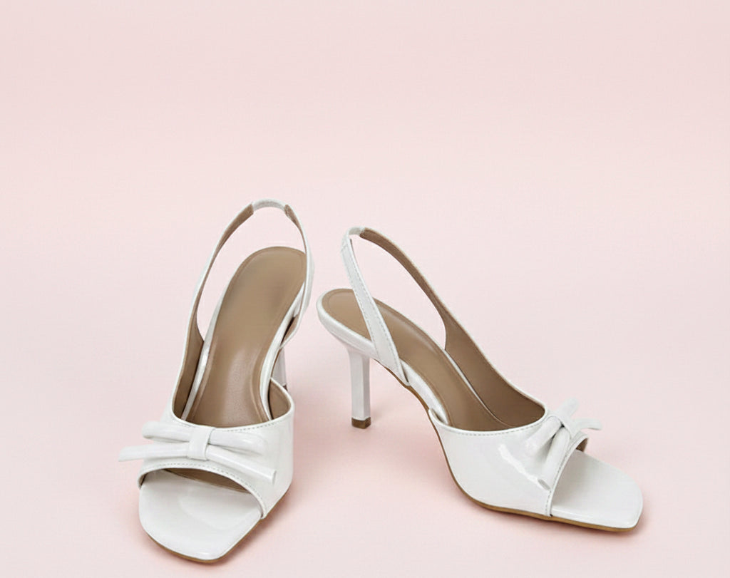 Bow tie Pep Toe Sandals