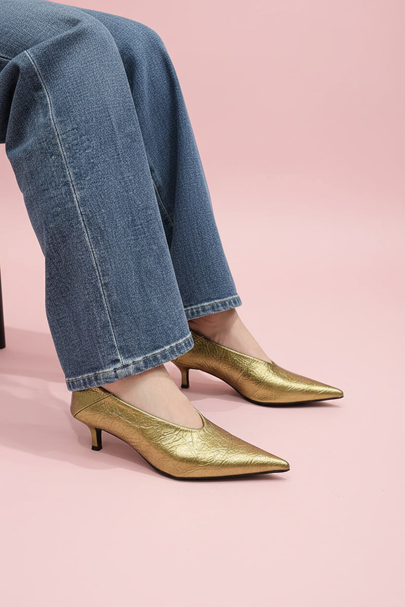 Pointed Toe Kitten Heel Pumps
